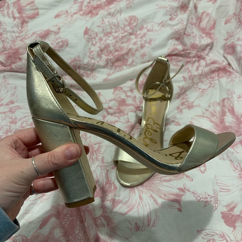 Sam Edelman Gold Heels - Picture 2 of 8